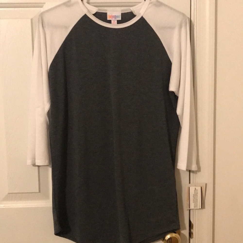 LulaRoe Randy Top - Picture 2 of 2